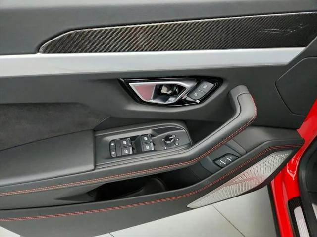 2019 Lamborghini Urus Base