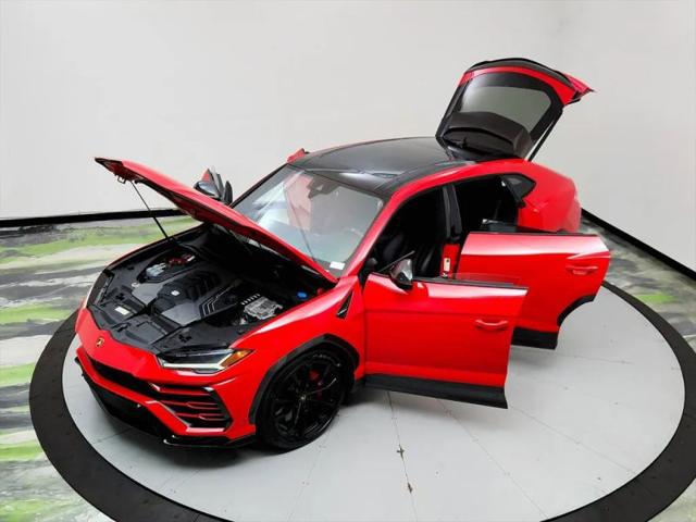 2019 Lamborghini Urus Base