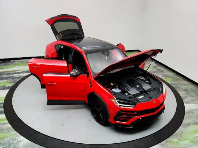 2019 Lamborghini Urus Base