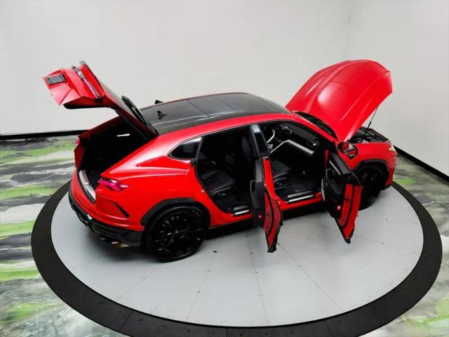 2019 Lamborghini Urus Base