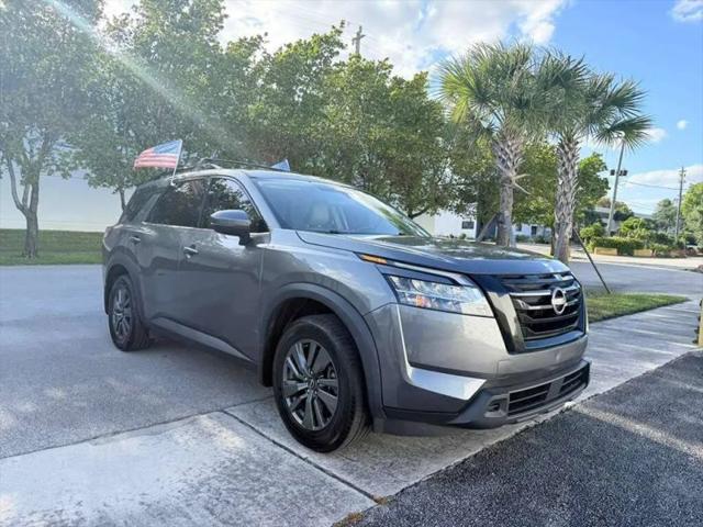 2022 Nissan Pathfinder SV 2WD