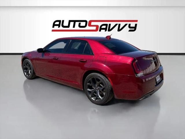 2020 Chrysler 300 Touring