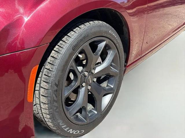 2020 Chrysler 300 Touring