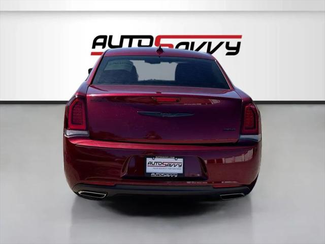 2020 Chrysler 300 Touring