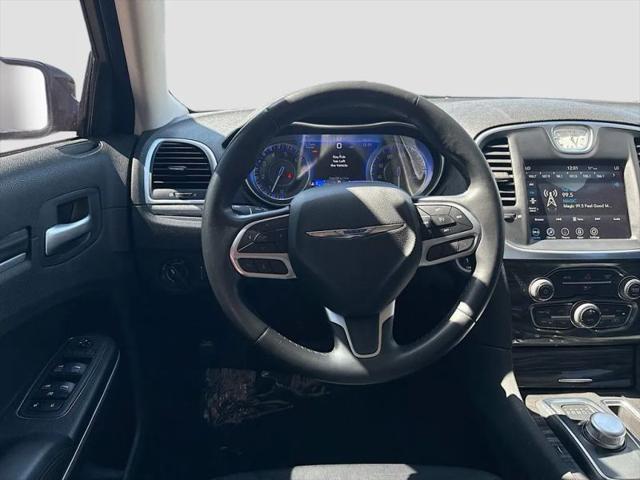 2020 Chrysler 300 Touring