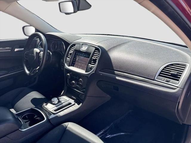 2020 Chrysler 300 Touring