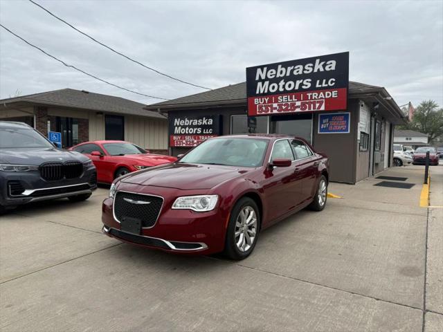2016 Chrysler 300 Limited
