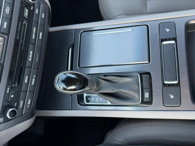 2016 Hyundai Genesis 3.8