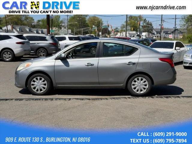 2013 Nissan Versa 1.6 SV