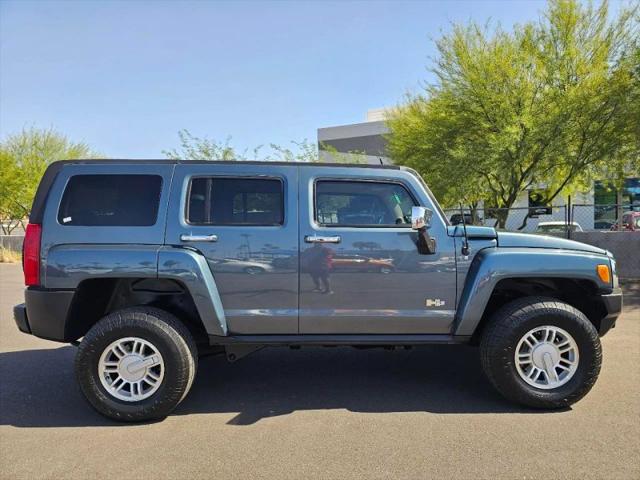 2007 HUMMER H3 Base