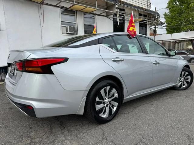 2022 Nissan Altima S FWD
