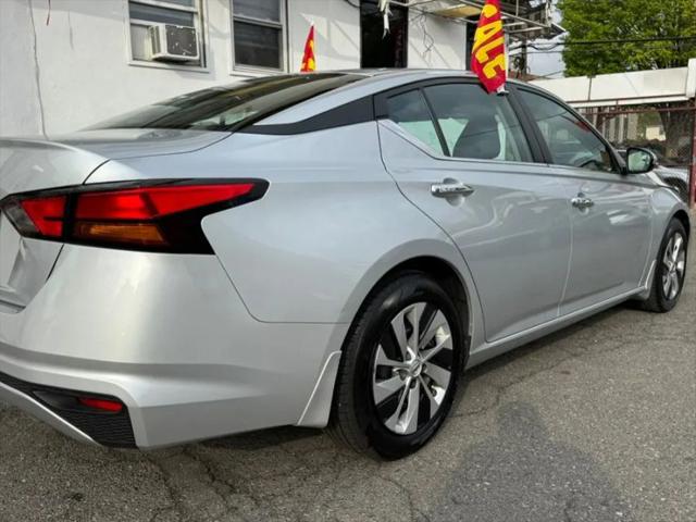 2022 Nissan Altima S FWD