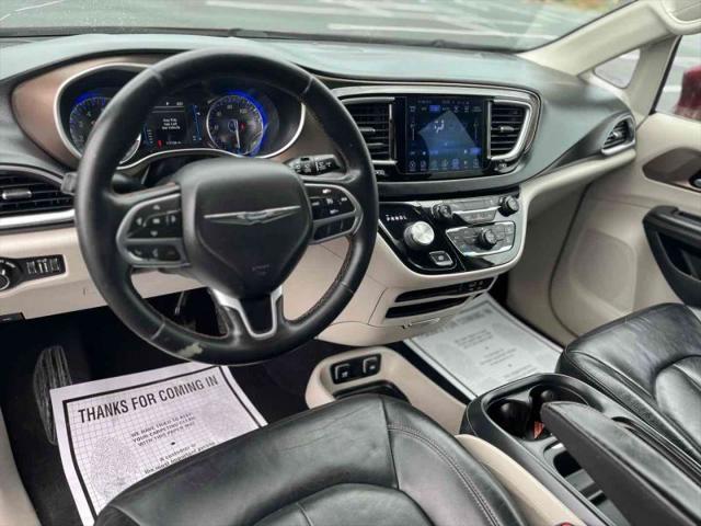 2017 Chrysler Pacifica Touring-L