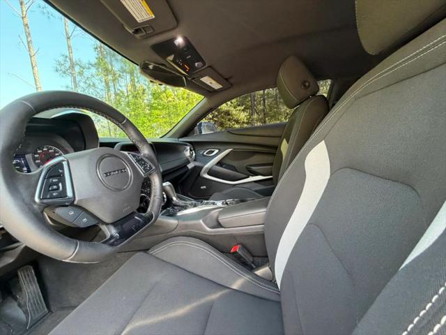 2021 Chevrolet Camaro RWD Coupe 1LT