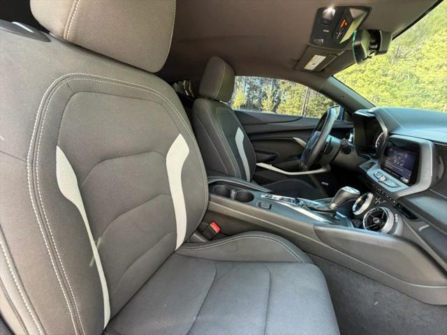 2021 Chevrolet Camaro RWD Coupe 1LT