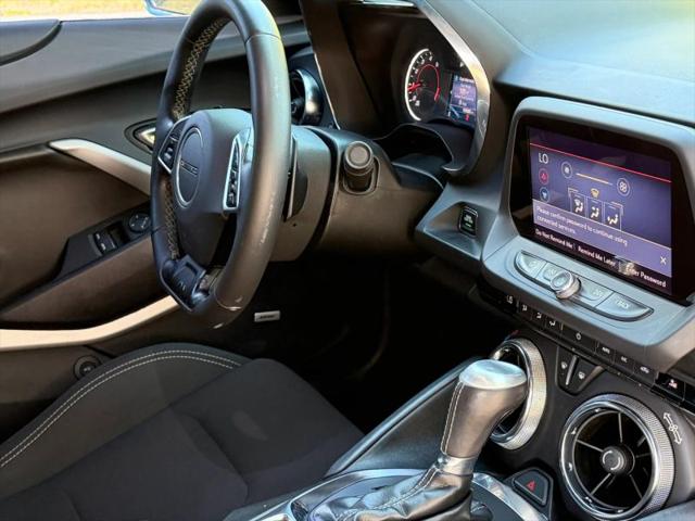 2021 Chevrolet Camaro RWD Coupe 1LT