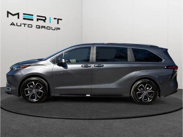 2025 Toyota Sienna Platinum