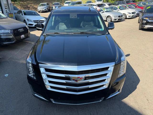 2018 Cadillac Escalade ESV Luxury