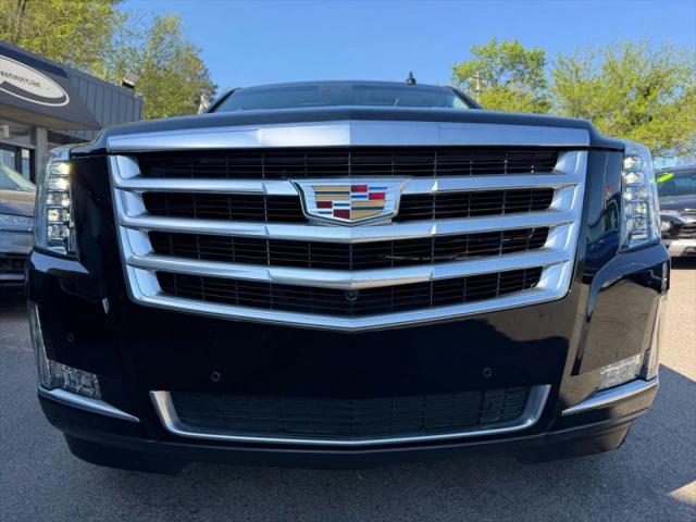 2018 Cadillac Escalade ESV Luxury