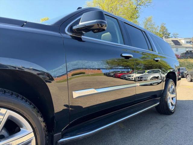 2018 Cadillac Escalade ESV Luxury