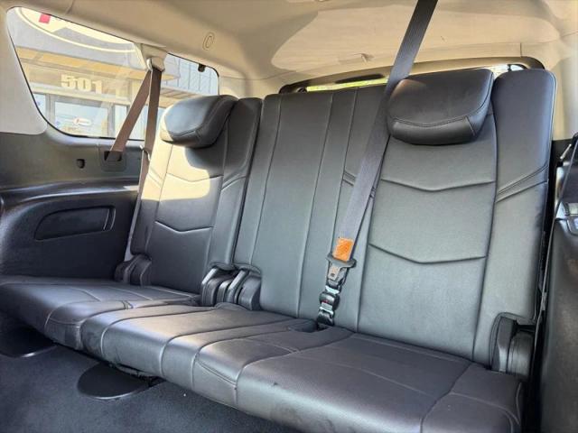 2018 Cadillac Escalade ESV Luxury