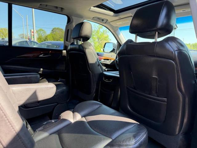 2018 Cadillac Escalade ESV Luxury