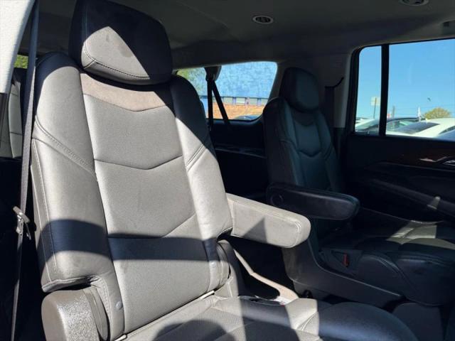 2018 Cadillac Escalade ESV Luxury