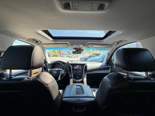 2018 Cadillac Escalade ESV Luxury