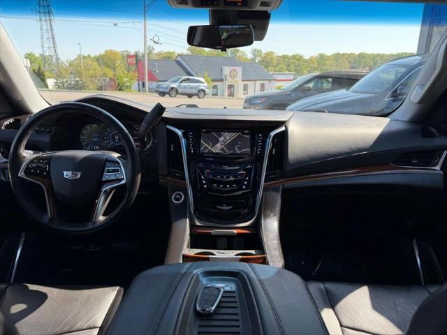 2018 Cadillac Escalade ESV Luxury