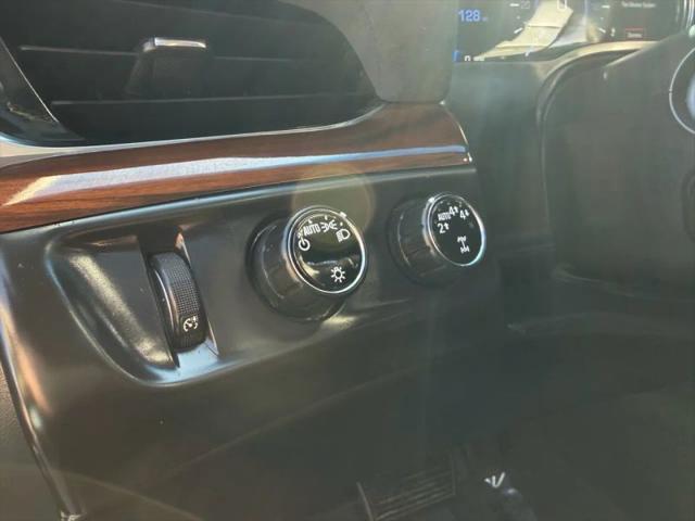 2018 Cadillac Escalade ESV Luxury