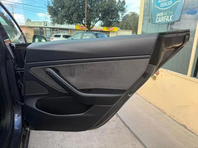 2020 Tesla Model 3 Standard Range Plus Rear-Wheel Drive