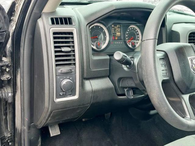2021 Ram 1500 Tradesman Crew Cab 4x4 5'7" Box