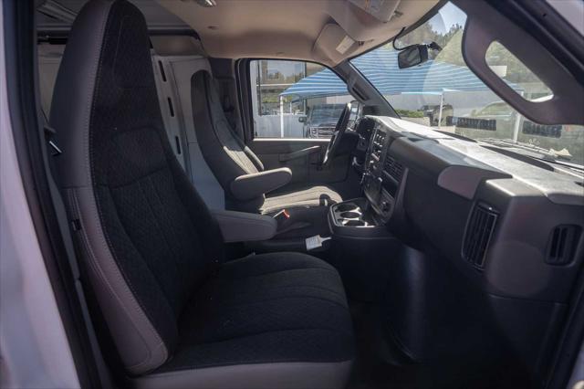 2026 GMC Savana Cargo 3500 Regular Wheelbase, Work Van, RWD