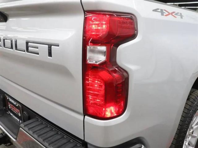 2021 Chevrolet Silverado 1500 4WD Crew Cab Short Bed LT