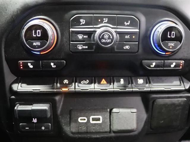 2021 Chevrolet Silverado 1500 4WD Crew Cab Short Bed LT