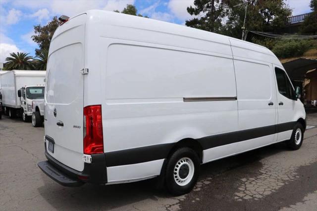 2020 Freightliner Sprinter Base