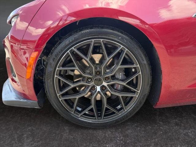 2022 Chevrolet Camaro RWD Coupe LT1