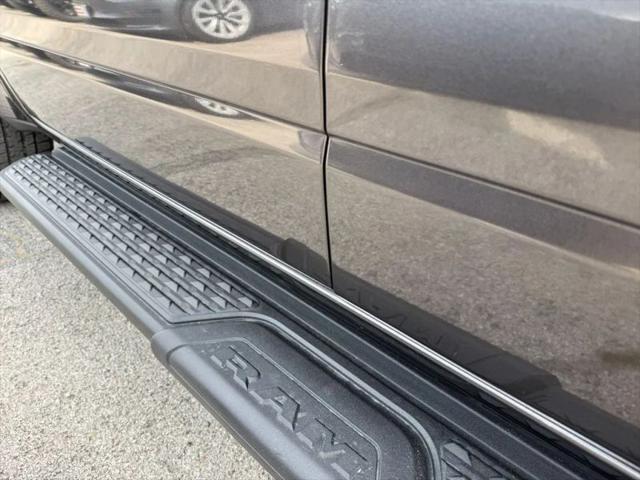 2026 Ram 1500 Express Crew Cab 4x4 5'7" Box