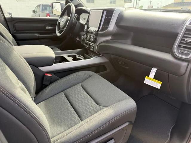 2026 Ram 1500 Express Crew Cab 4x4 5'7" Box