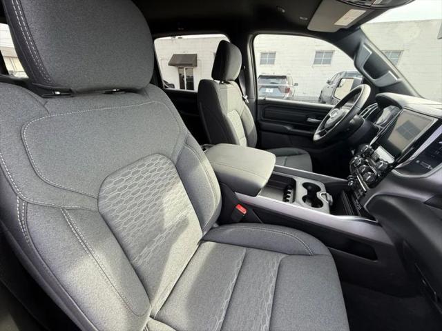 2026 Ram 1500 Express Crew Cab 4x4 5'7" Box