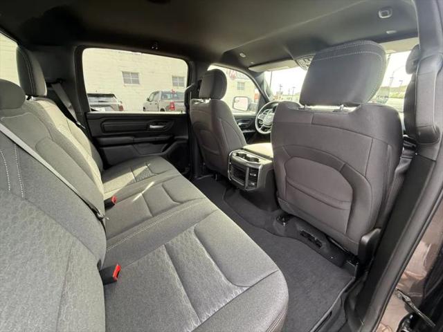2026 Ram 1500 Express Crew Cab 4x4 5'7" Box
