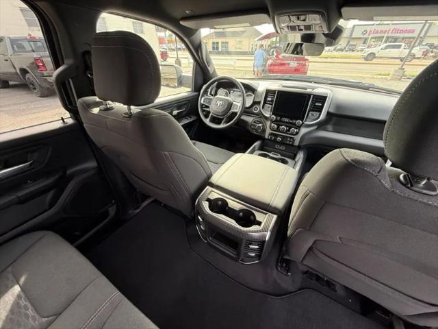2026 Ram 1500 Express Crew Cab 4x4 5'7" Box
