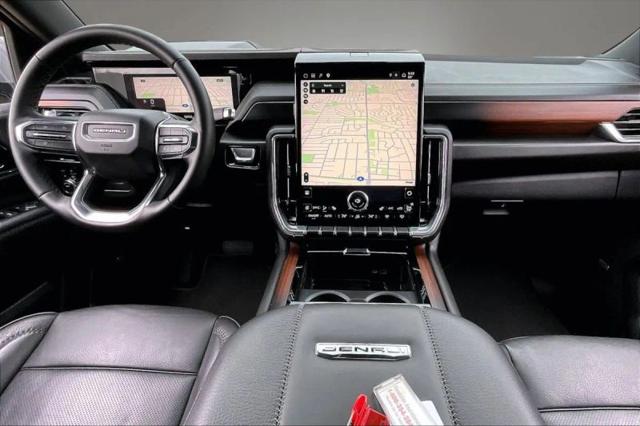 2025 GMC Yukon 4WD Denali