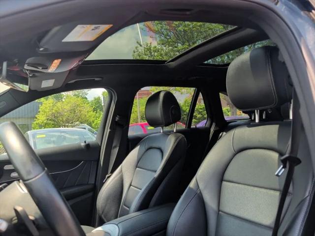 2022 Mercedes-Benz GLC 4MATIC SUV