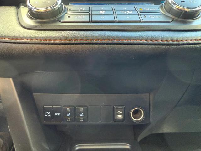 2018 Toyota RAV4 SE