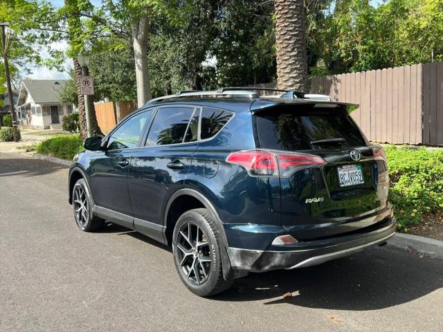 2018 Toyota RAV4 SE