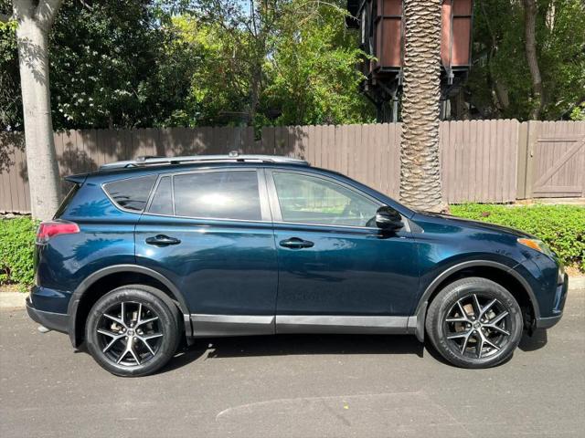 2018 Toyota RAV4 SE