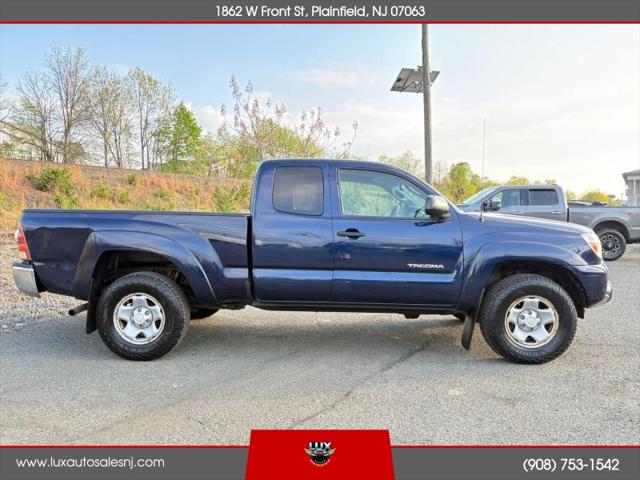 2013 Toyota Tacoma Base
