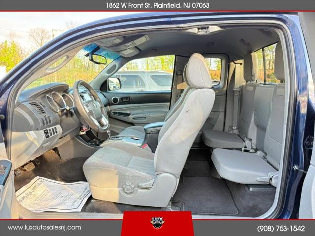2013 Toyota Tacoma Base