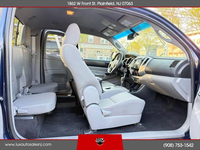 2013 Toyota Tacoma Base